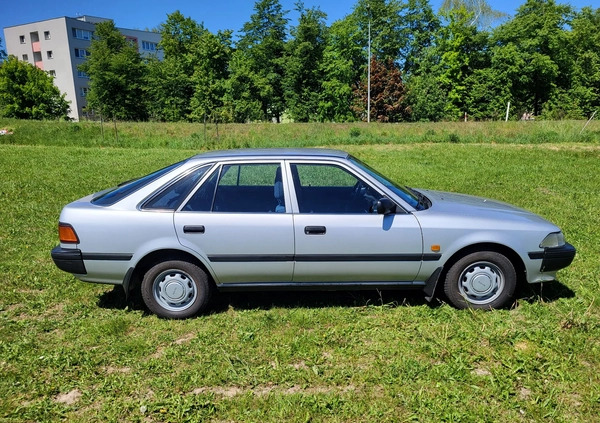 Toyota Carina cena 22900 przebieg: 86500, rok produkcji 1989 z Zbąszyń małe 92